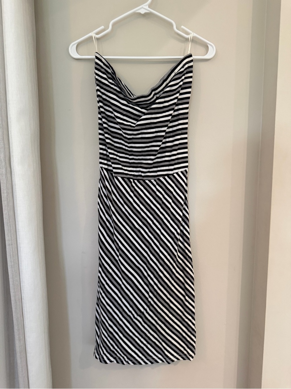 H&M Black and White Strapless Striped Dress